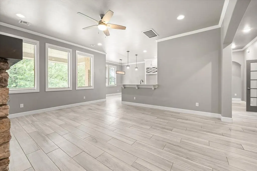 Photo 12 — 14640 Rochefort Lane, Yukon, OK 73099