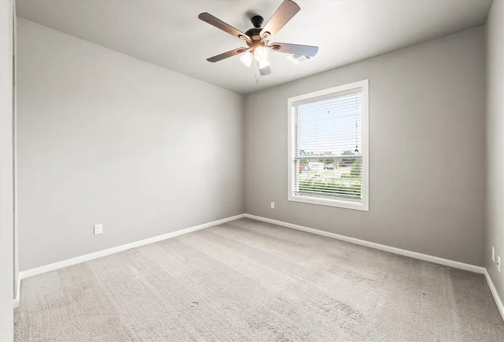 Photo 36 — 14640 Rochefort Lane, Yukon, OK 73099