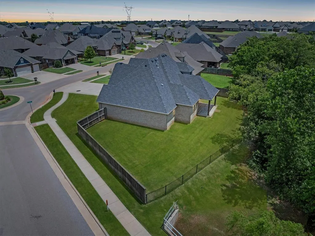 Photo 43 — 14640 Rochefort Lane, Yukon, OK 73099