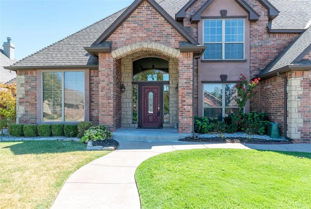 Photo 2 — 2808 SW 136th Street, Oklahoma City, OK 73170