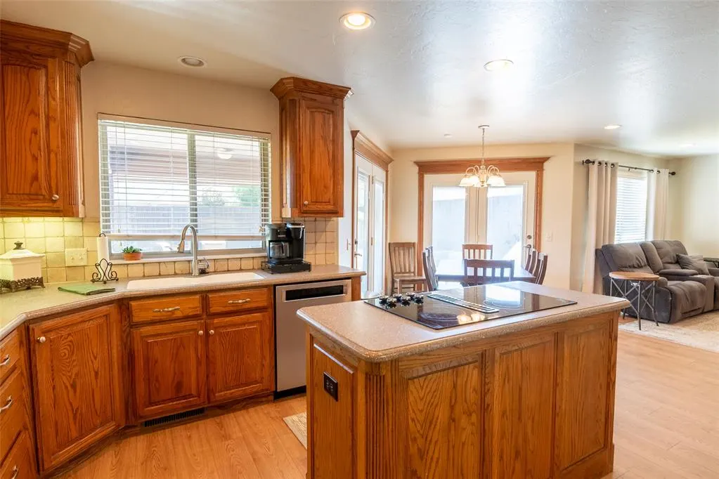 Photo 11 — 2808 SW 136th Street, Oklahoma City, OK 73170