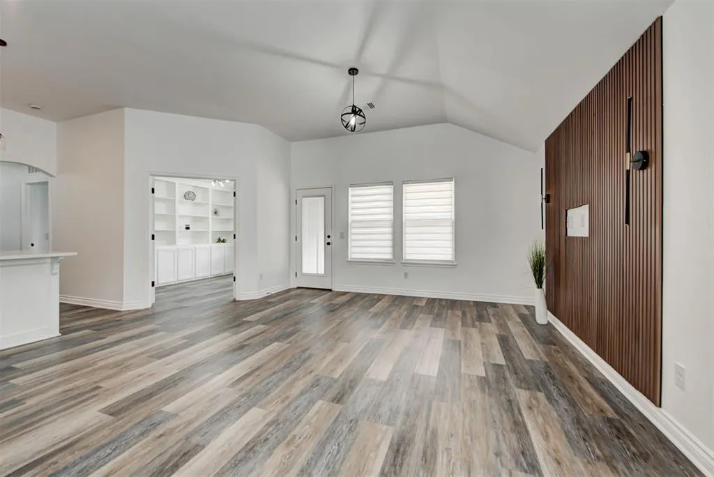 Photo 4 — 18640 Luna Drive, Edmond, OK 73012