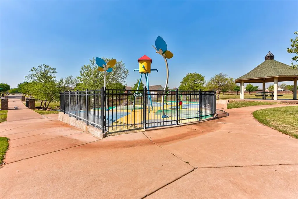 Photo 28 — 18640 Luna Drive, Edmond, OK 73012