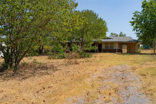 Photo 4 — 507 N Seminole Street, Asher, OK 74826