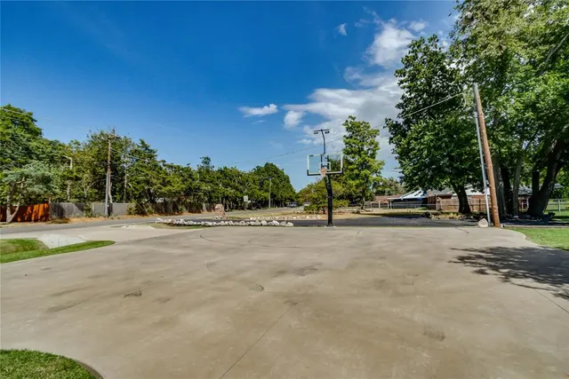 Photo 4 — 7710 NW 36th Street, Bethany, OK 73008