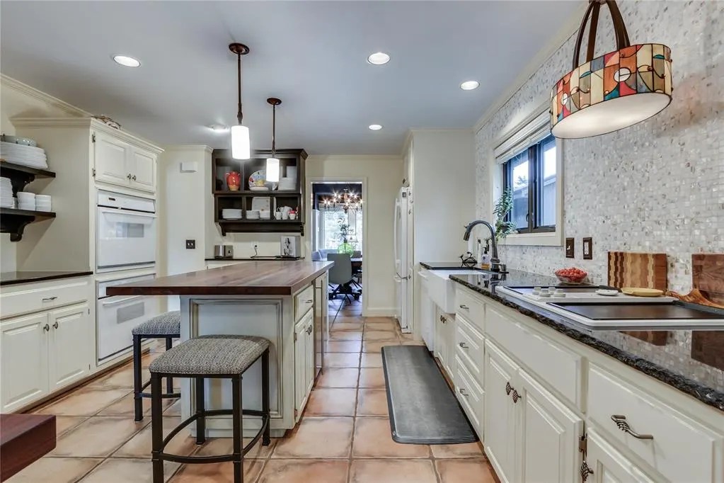Photo 17 — 7710 NW 36th Street, Bethany, OK 73008