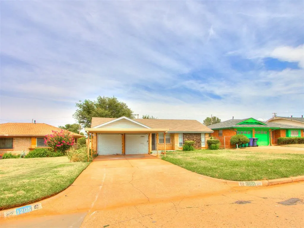 Front exterior — 1205 E Madison Street, Oklahoma City, OK 73111