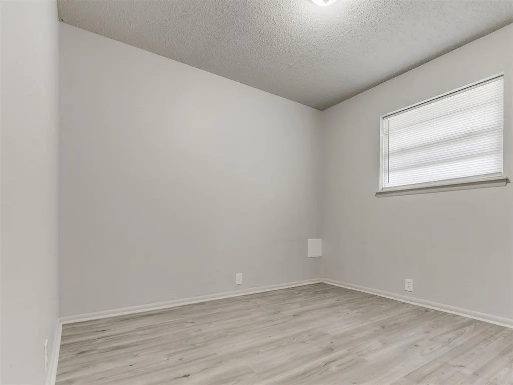 Photo 7 — 1205 E Madison Street, Oklahoma City, OK 73111