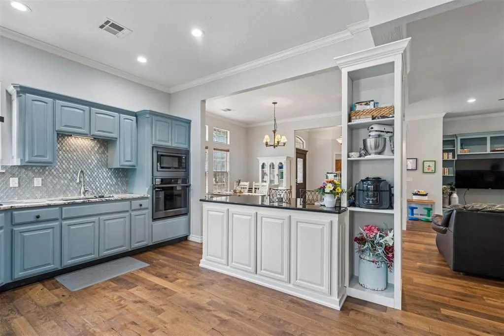 Photo 11 — 825 Liveoak Lane, Blanchard, OK 73010
