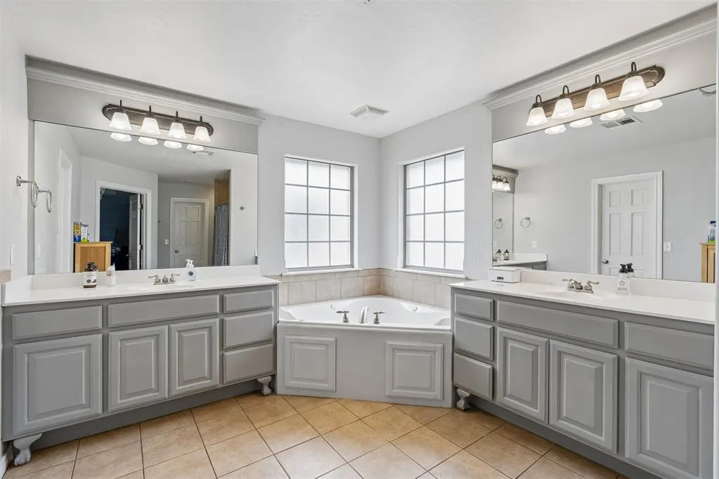 Photo 22 — 825 Liveoak Lane, Blanchard, OK 73010