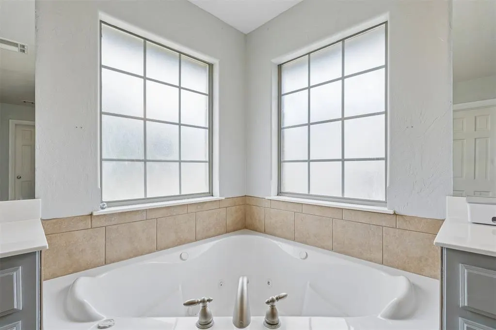 Photo 24 — 825 Liveoak Lane, Blanchard, OK 73010