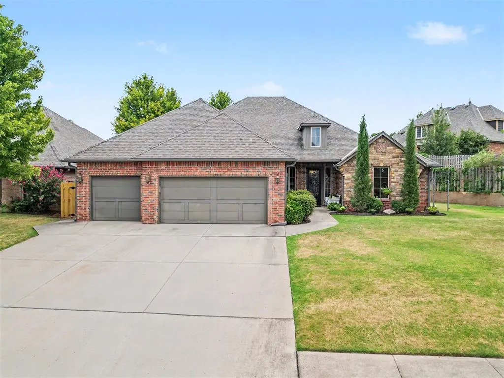 Front exterior — 3124 Spyglass Hill Road, Edmond, OK 73034
