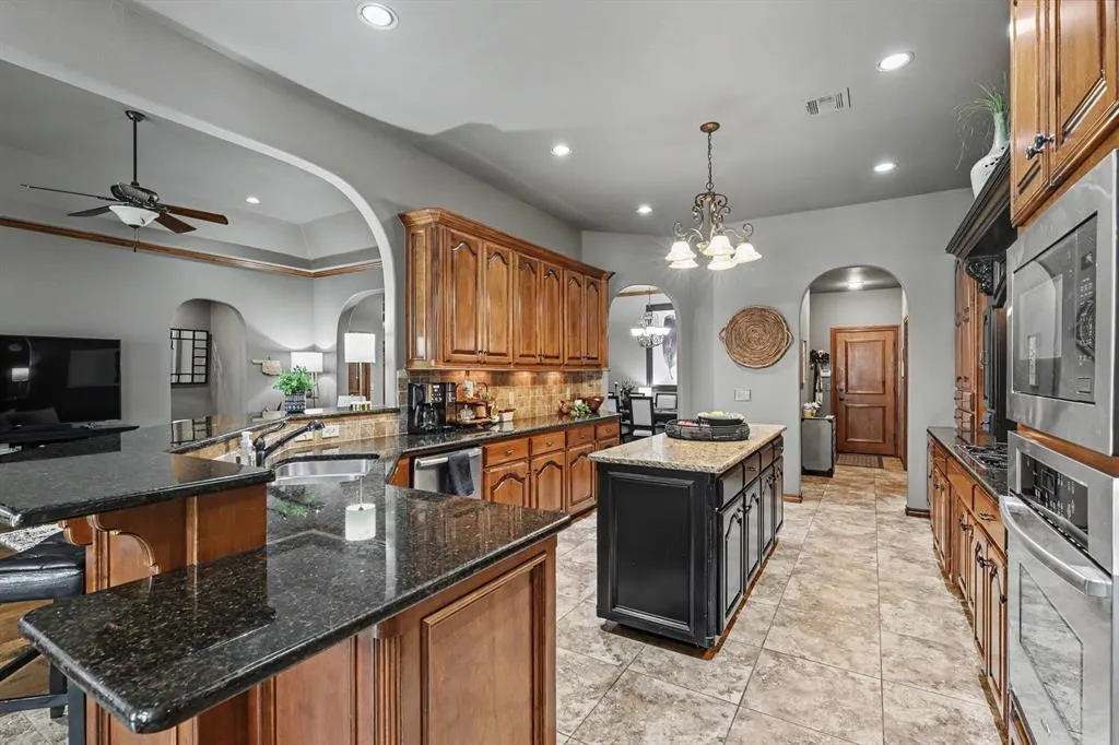 Photo 13 — 3124 Spyglass Hill Road, Edmond, OK 73034