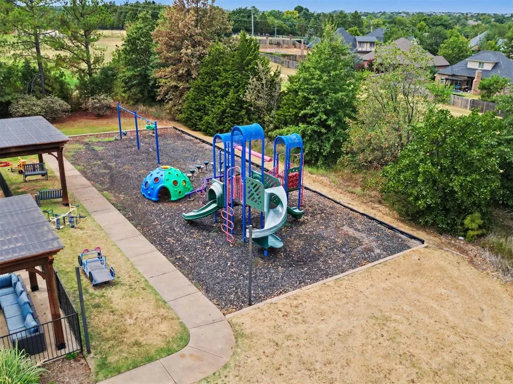 Photo 41 — 3124 Spyglass Hill Road, Edmond, OK 73034