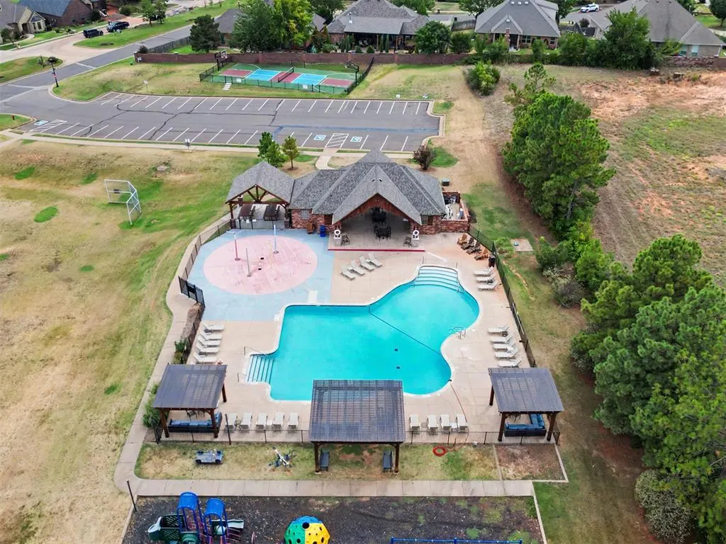 Photo 42 — 3124 Spyglass Hill Road, Edmond, OK 73034