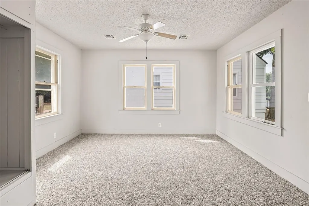 Photo 17 — 917 S Reno Avenue, El Reno, OK 73036