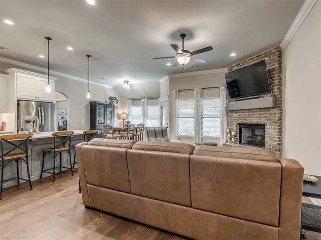 Photo 7 — 2201 Sycamore Creek Avenue, Yukon, OK 73099