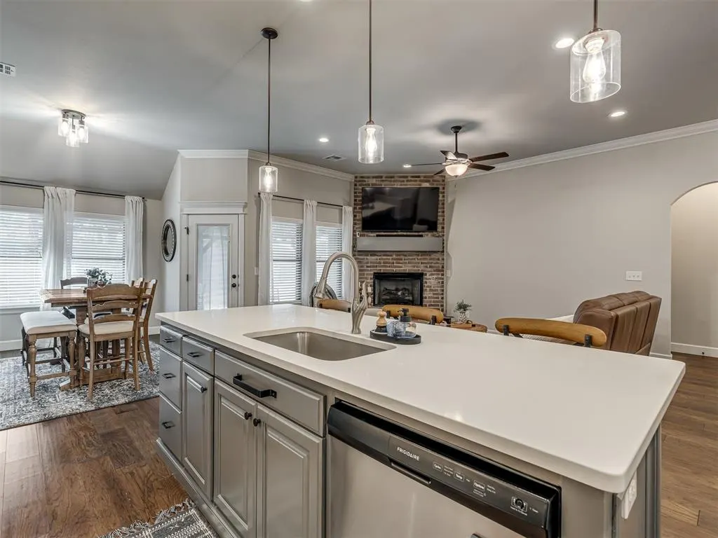 Photo 18 — 2201 Sycamore Creek Avenue, Yukon, OK 73099