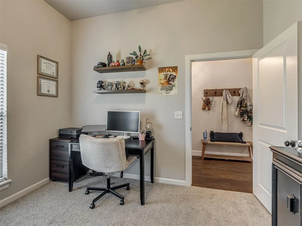 Photo 32 — 2201 Sycamore Creek Avenue, Yukon, OK 73099