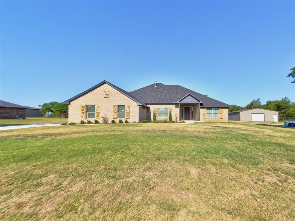 Photo 2 — 11601 Ward Road, Edmond, OK 73034