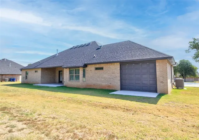 Photo 4 — 11601 Ward Road, Edmond, OK 73034