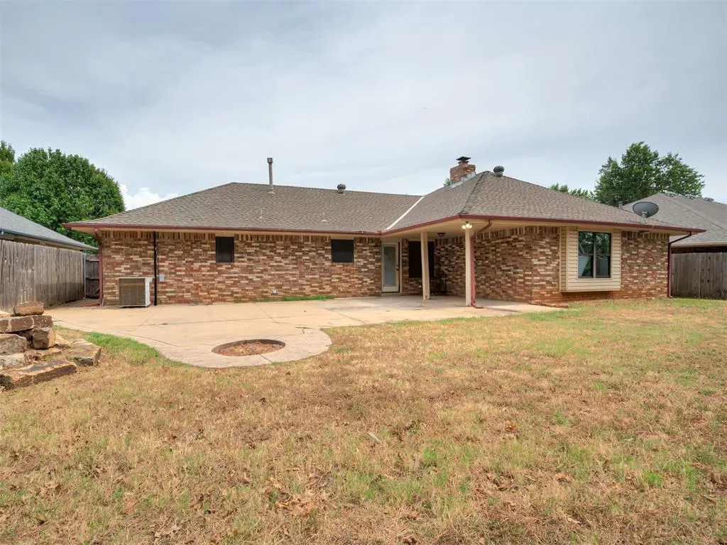 Photo 32 — 8225 Canna Lane, Oklahoma City, OK 73132
