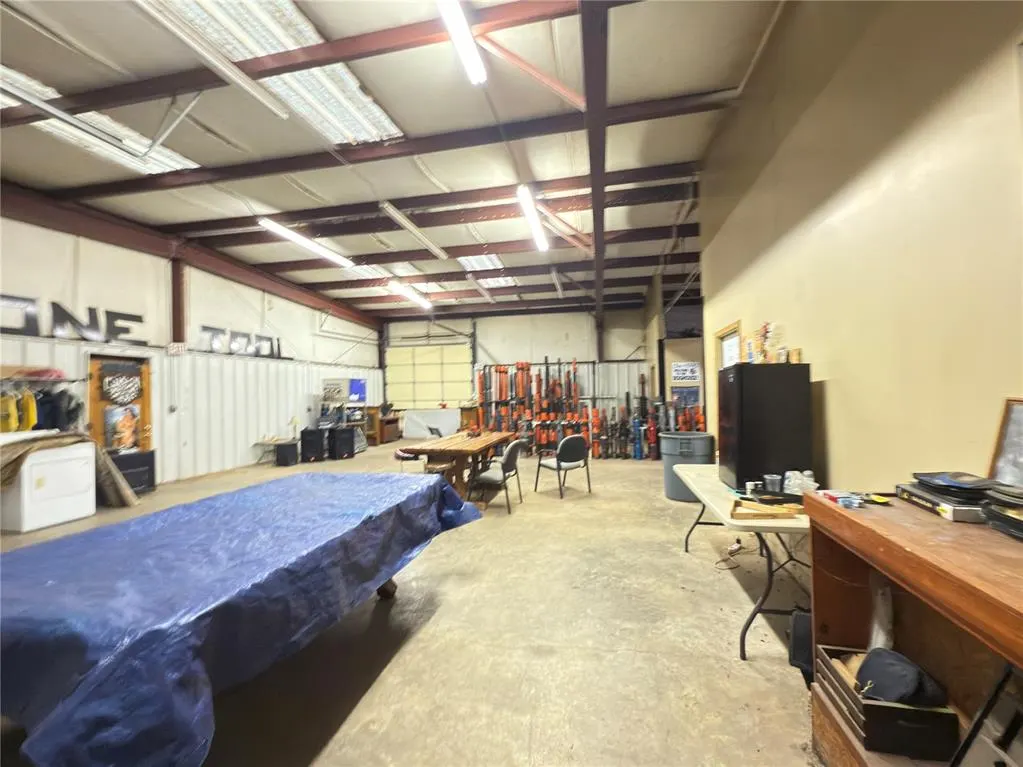 Photo 15 — 919 W Broadway Avenue, Seminole, OK 74868