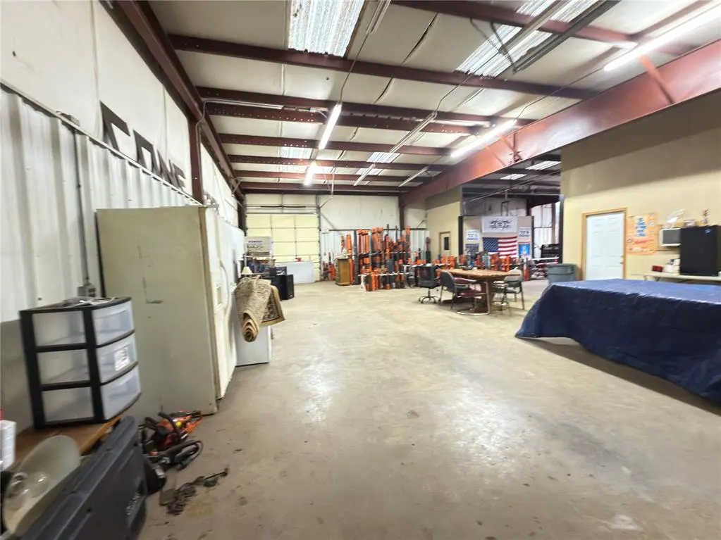 Photo 16 — 919 W Broadway Avenue, Seminole, OK 74868