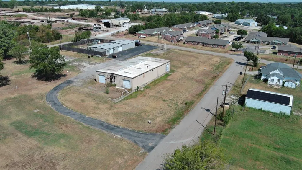 Photo 26 — 919 W Broadway Avenue, Seminole, OK 74868