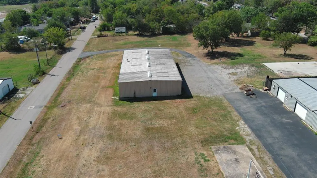 Photo 29 — 919 W Broadway Avenue, Seminole, OK 74868