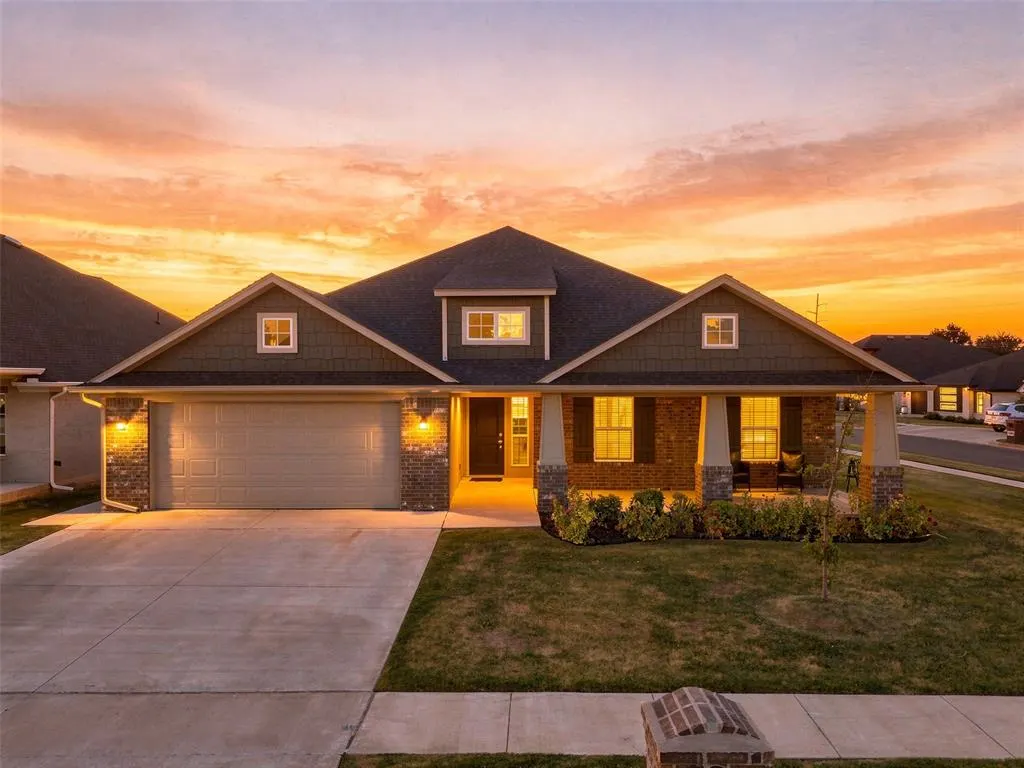 Photo 2 — 15801 Bison Drive, Oklahoma City, OK 73170