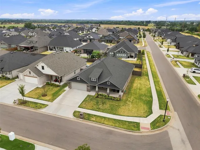 Photo 4 — 15801 Bison Drive, Oklahoma City, OK 73170