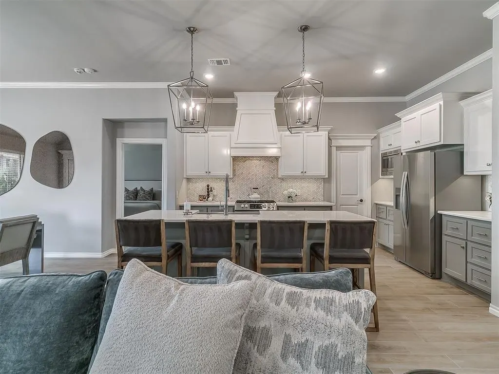 Photo 13 — 16009 Iron Tree Lane, Edmond, OK 73013