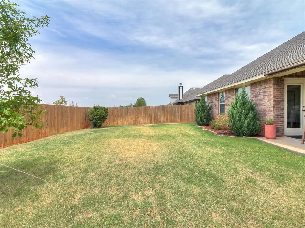 Photo 39 — 16009 Iron Tree Lane, Edmond, OK 73013