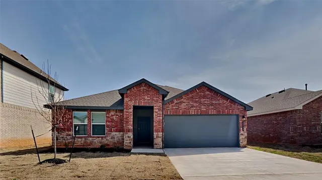 Photo 2 — 2740 Dennis Drive, Oklahoma City, OK 73099