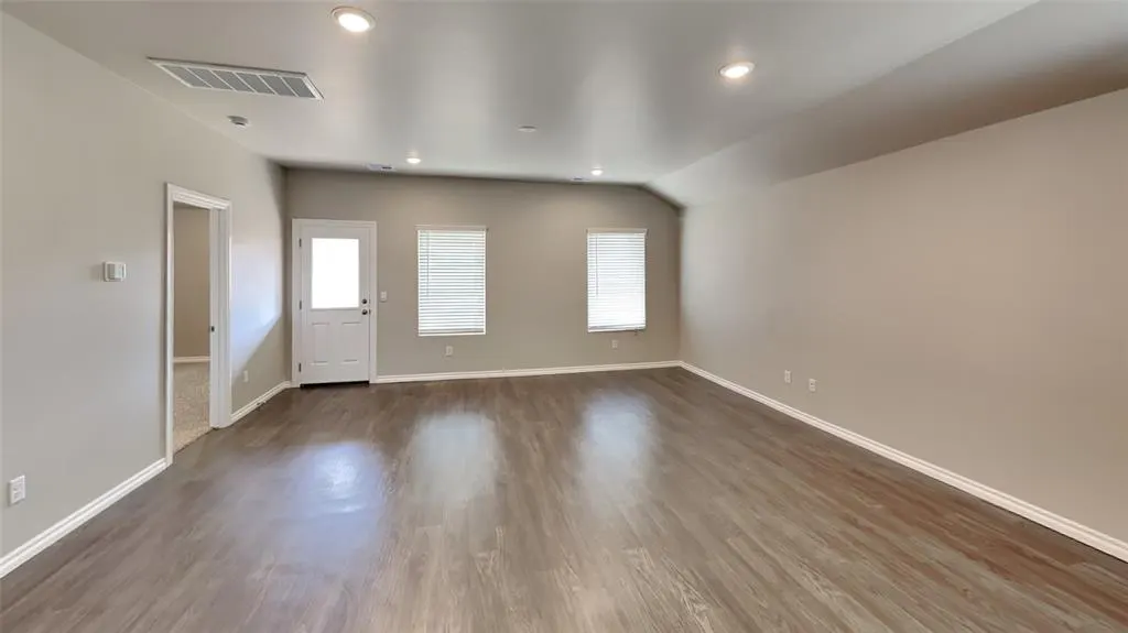 Photo 4 — 2740 Dennis Drive, Oklahoma City, OK 73099