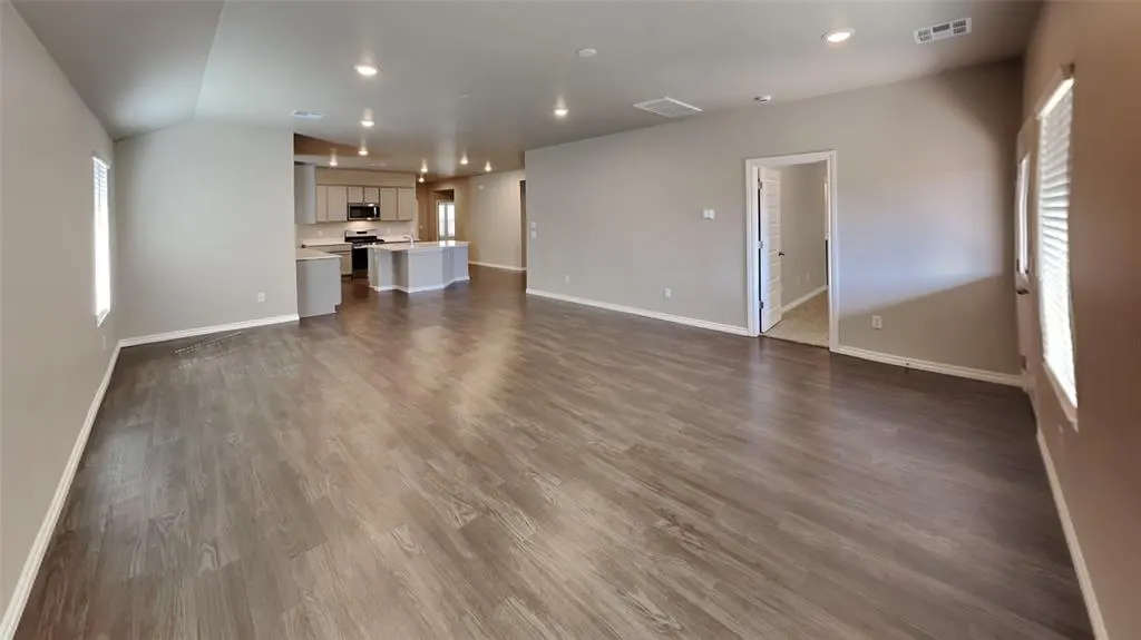 Photo 5 — 2740 Dennis Drive, Oklahoma City, OK 73099