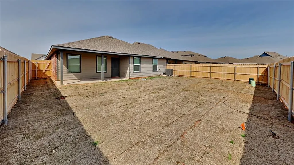 Photo 18 — 2740 Dennis Drive, Oklahoma City, OK 73099