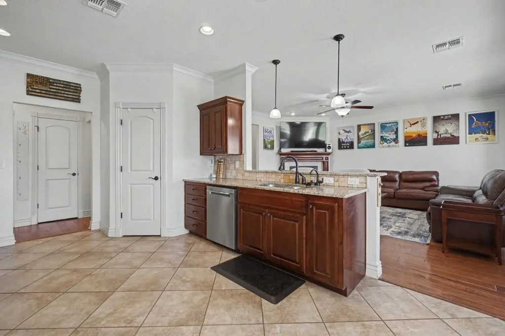 Photo 17 — 1212 Northridge Boulevard, Altus, OK 73521