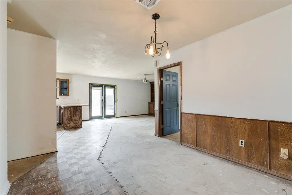 Photo 11 — 11308 Windmill Road, Oklahoma City, OK 73162