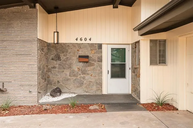 Photo 3 — 4604 NW 59th Terrace, Oklahoma City, OK 73122