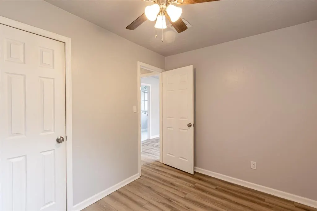 Photo 18 — 2605 Queensbury Road, Moore, OK 73160