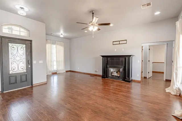 Photo 8 — 2318 Tailwind Drive, Purcell, OK 73080
