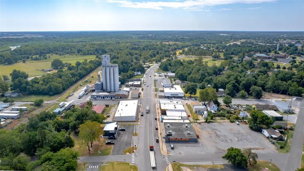 Photo 27 — 1950 Church Avenue, Harrah, OK 73045