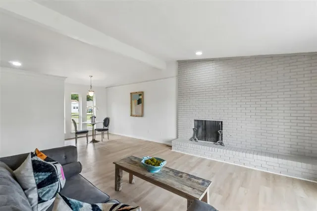 Photo 6 — 6736 Cherry Place, Oklahoma City, OK 73127