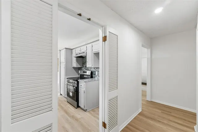 Photo 7 — 6736 Cherry Place, Oklahoma City, OK 73127
