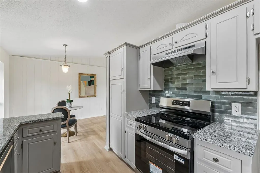 Photo 13 — 6736 Cherry Place, Oklahoma City, OK 73127