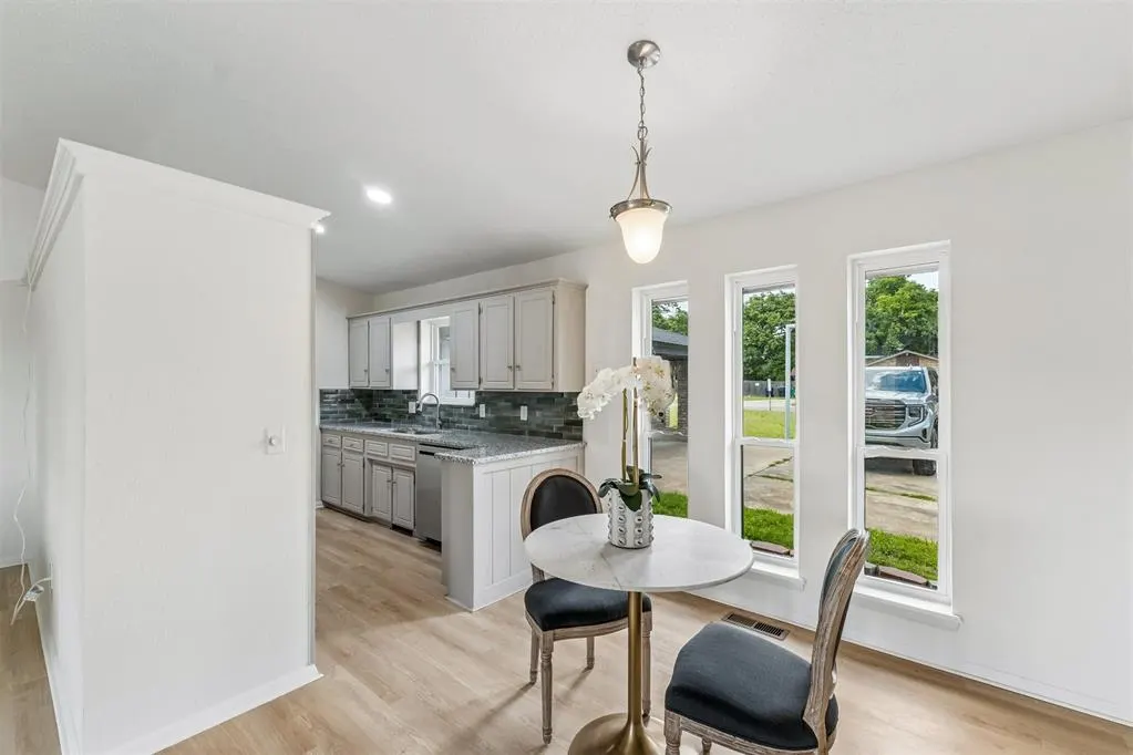 Photo 17 — 6736 Cherry Place, Oklahoma City, OK 73127