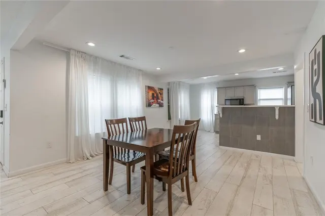 Photo 7 — 701 NE 24th Street, Oklahoma City, OK 73105