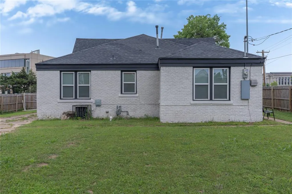 Photo 22 — 701 NE 24th Street, Oklahoma City, OK 73105